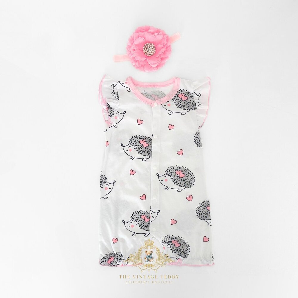 NWT Cute Girls One-piece Romper Bubble Ruffled Hedgehog & Pink Hearts 3-6M